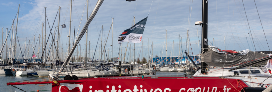 La classe Imoca a le vent en poupe. Ici l'Imoca Initiatives Cœur de Samantha Davis, prêt à s'élancer sur la Route du Rhum.