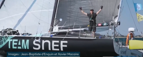 Xavier Macaire au départ de la Route du Rhum 2022 sur son Class40